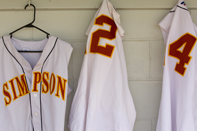 Simpson goes 1-2 to finish Spring Break trip