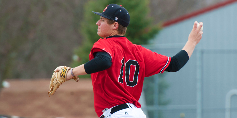 Baseball goes 1-3 on opening weekend in Arizona