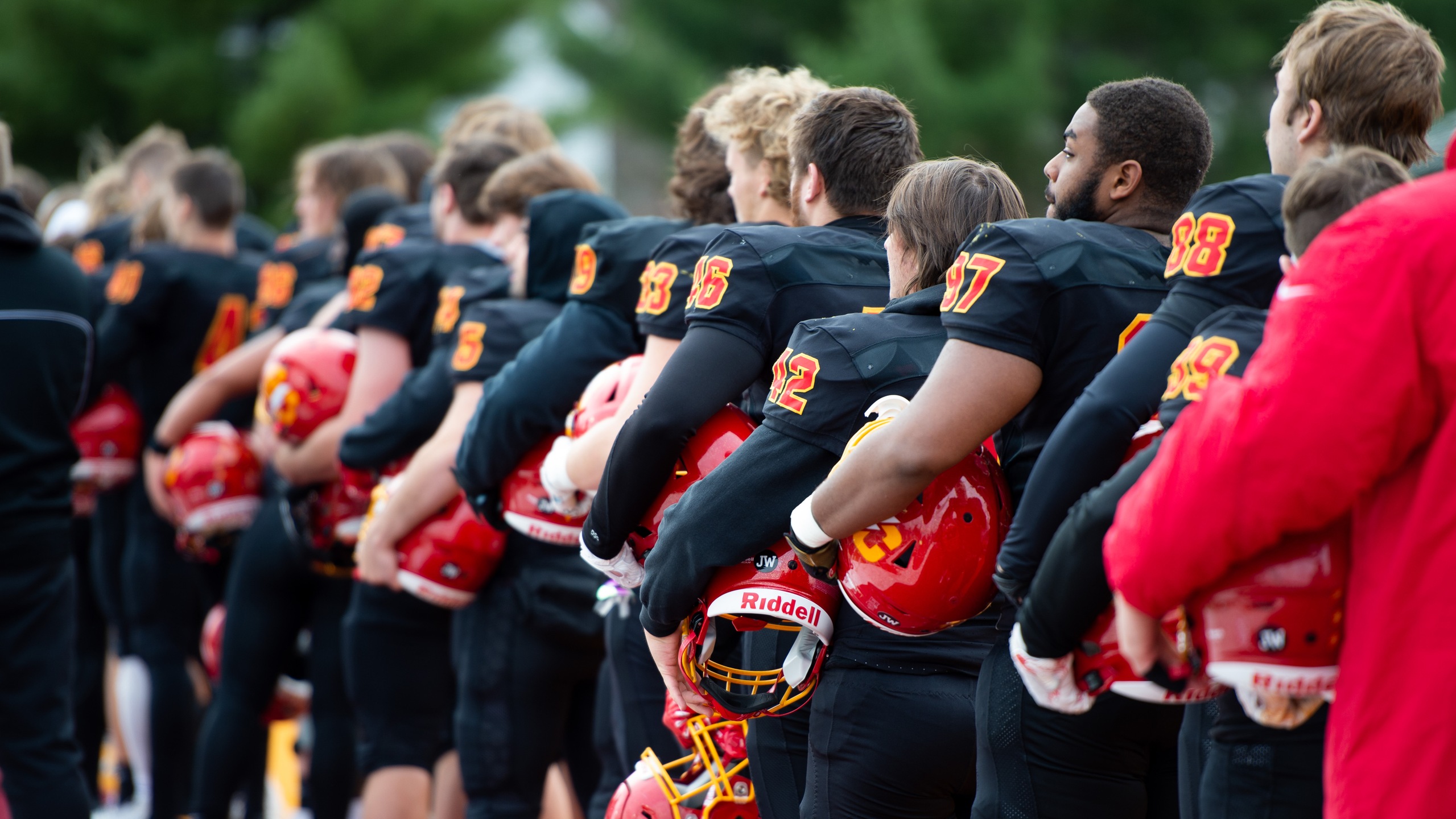 Jeter resigns as head football coach