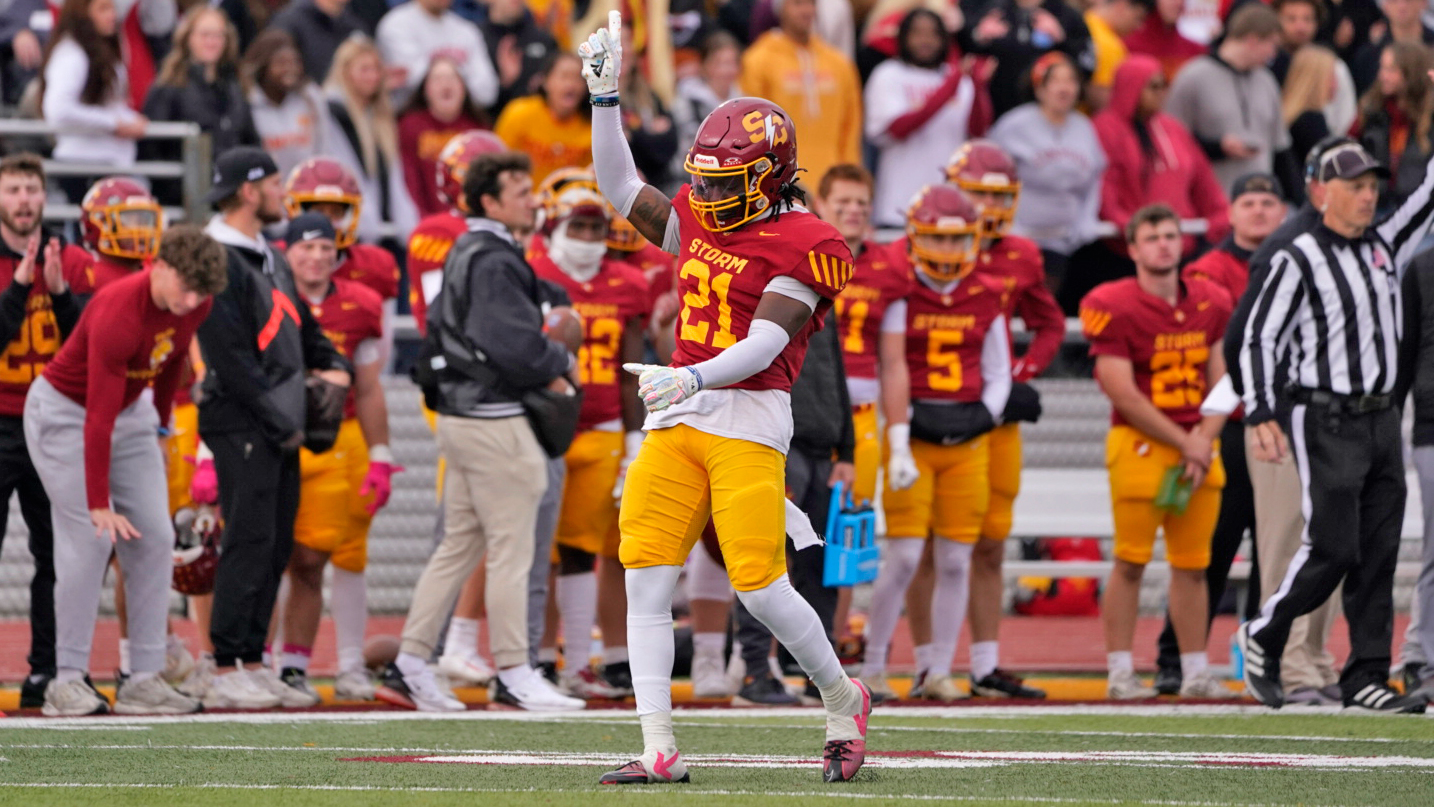 Freshman MJ Burks (photo by Frank Novak)
