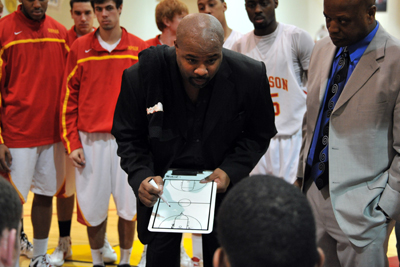 Simpson suffers road loss to Luther