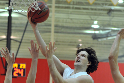 Storm lead early but fall to No. 11 Whitworth