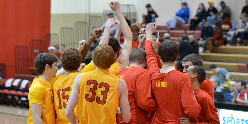 Simpson falls to Coe in final home game of the season