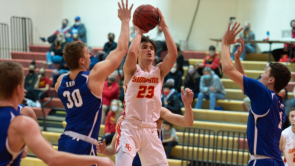 Sophomore Andrew Curran