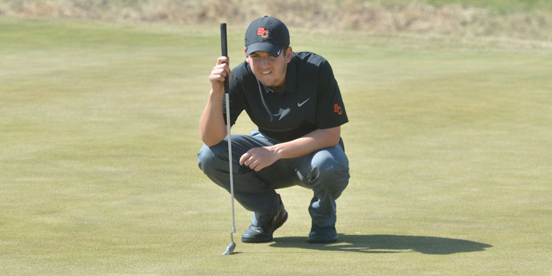 Men's golf ties for fourth at shortened Wartburg Invitational
