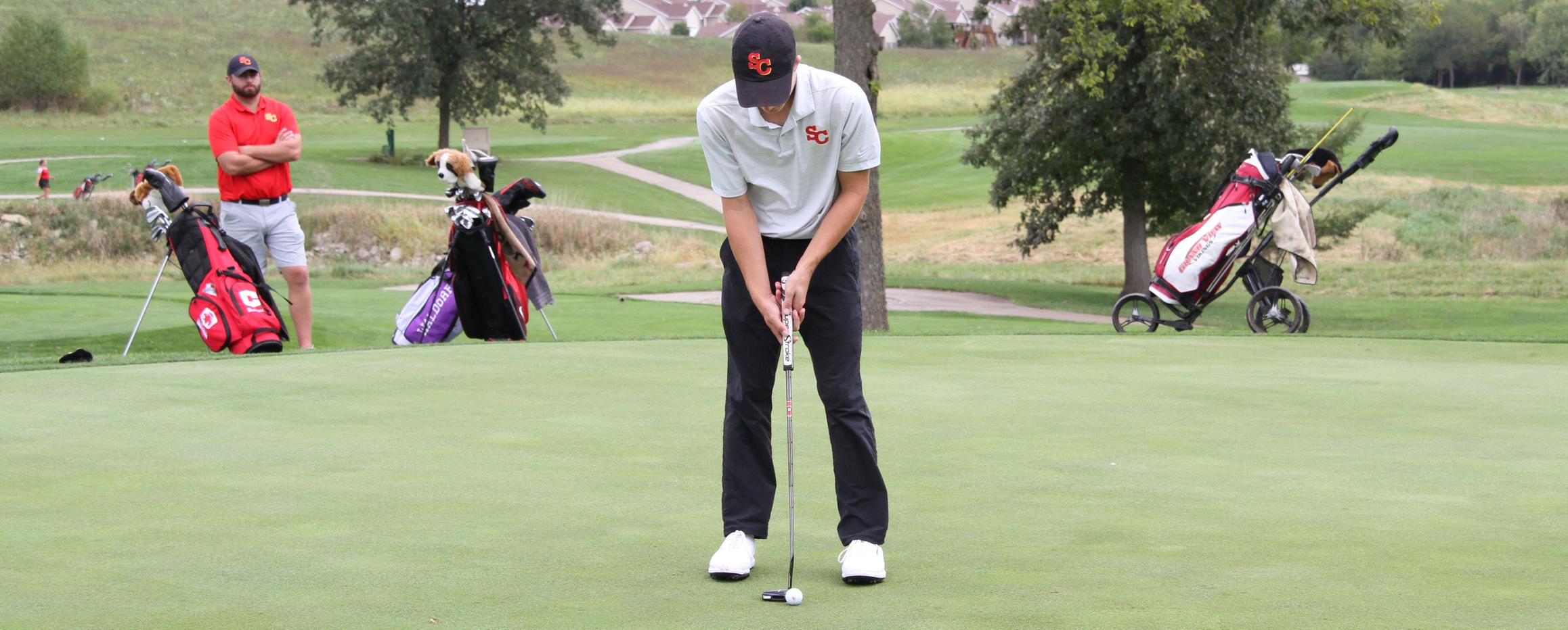 Rockhold paces men at Storm Invitational