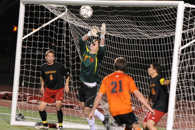 Strong second half leads Wartburg past Storm