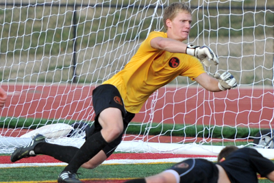 Illinois Wesleyan snaps Simpson shutout streak