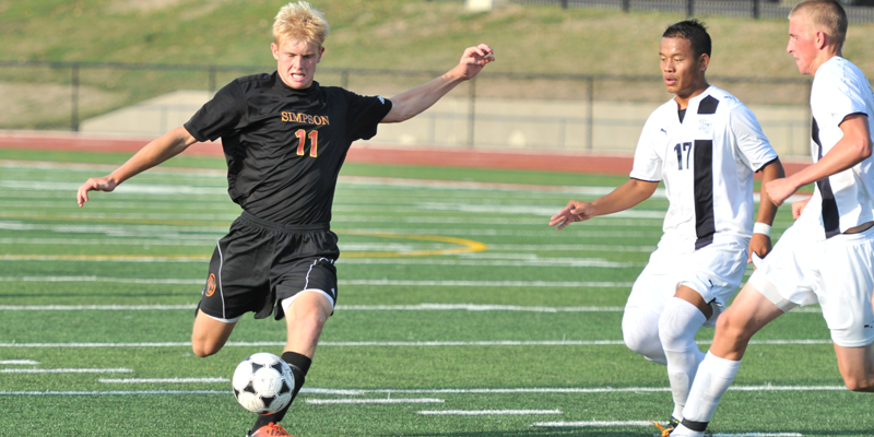 Men's soccer blanks Millikin 1-0, wins third straight