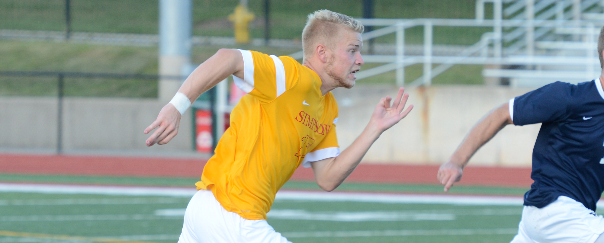 Alderson, Potratz lead Storm to season-opening upset of UW-Whitewater