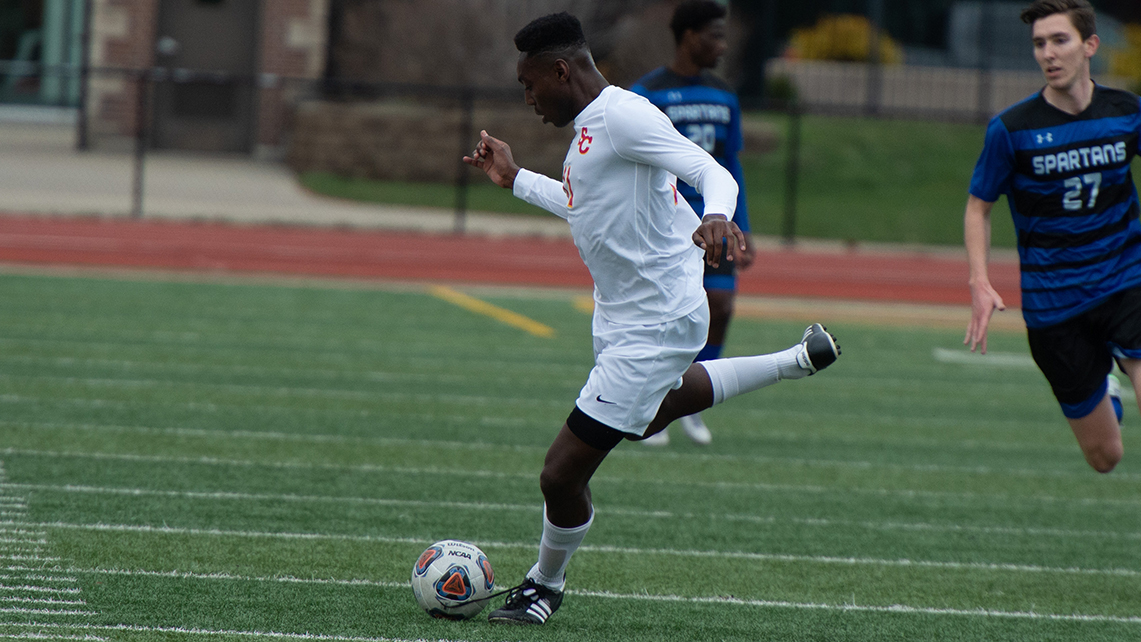 Senior Enrique Idehen