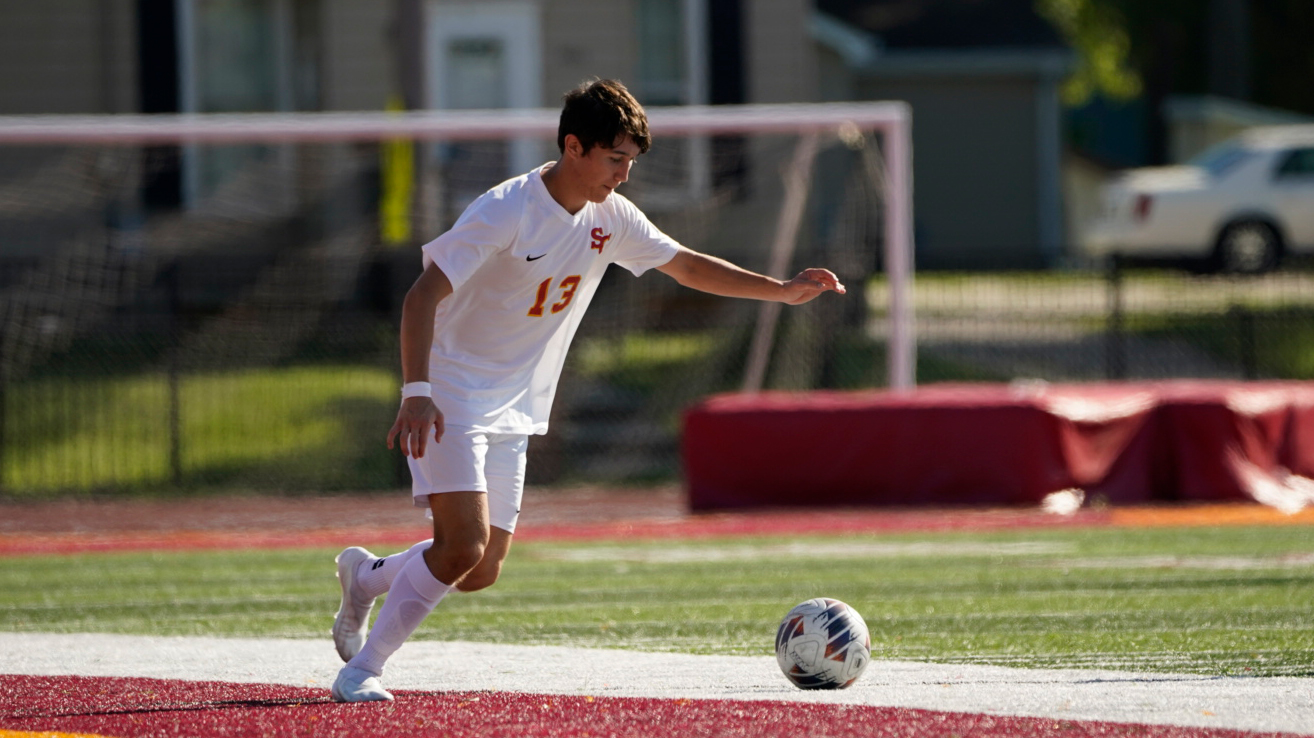 Freshman Zach Kline (photo by Frank Novak)