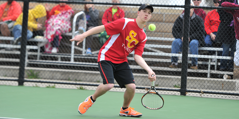 Storm men beat Martin Luther 7-2 for third straight win