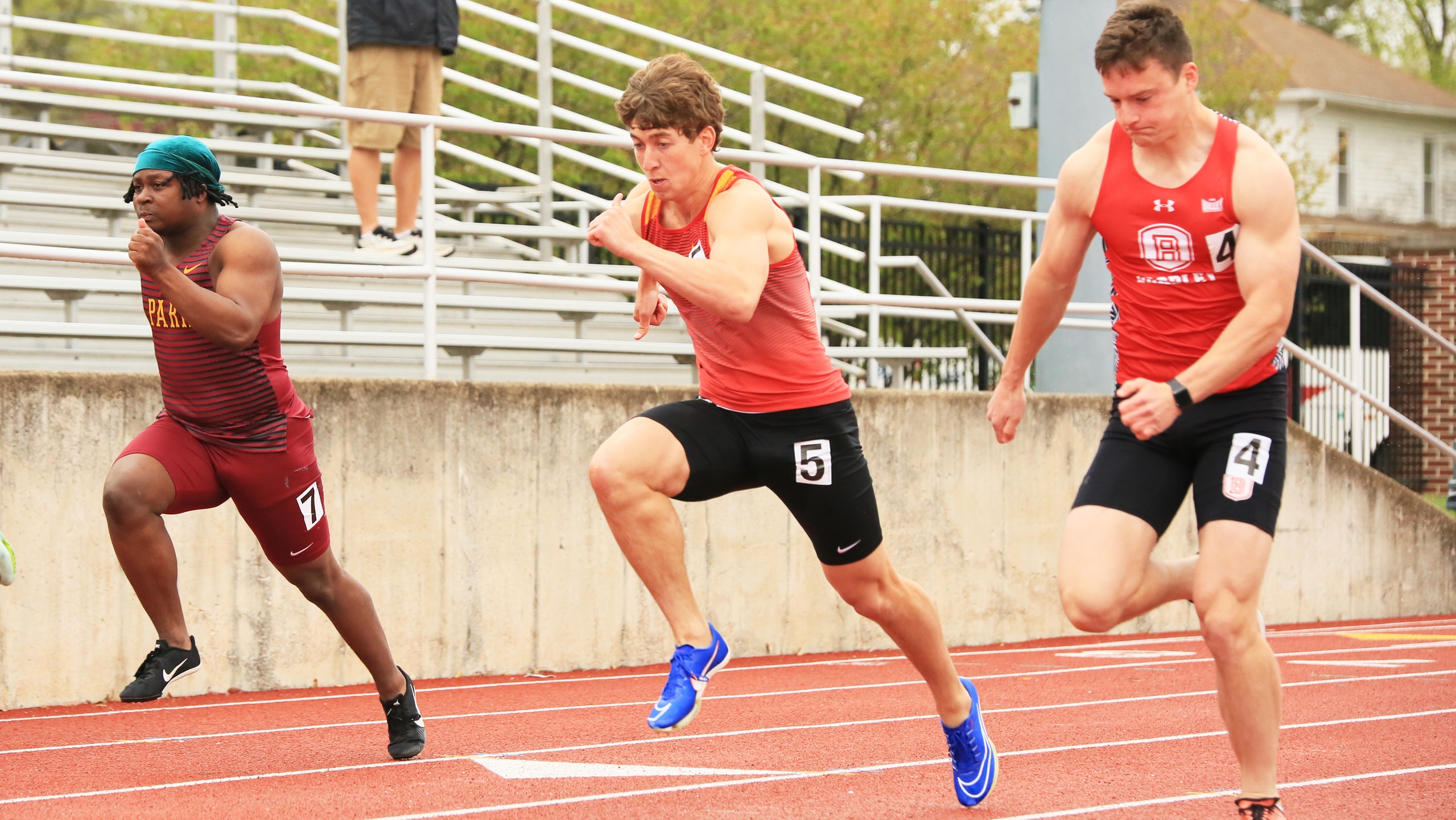 Sophomore Joseph Sams (center). Photo by Jared Oosterhuis.