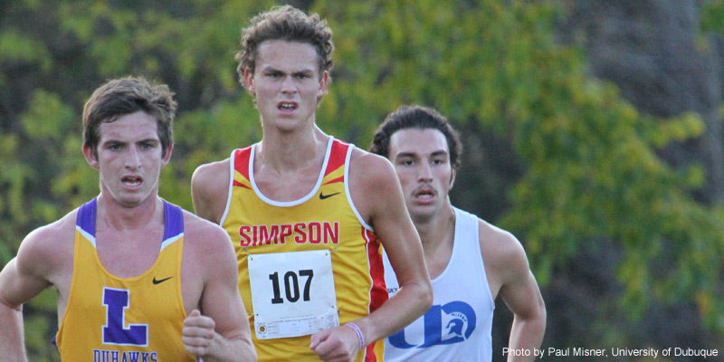 Yaeger leads men's cross country to second at Loras