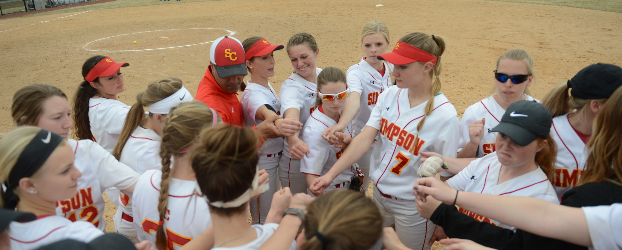 Storm fall to Luther in IIAC Tournament