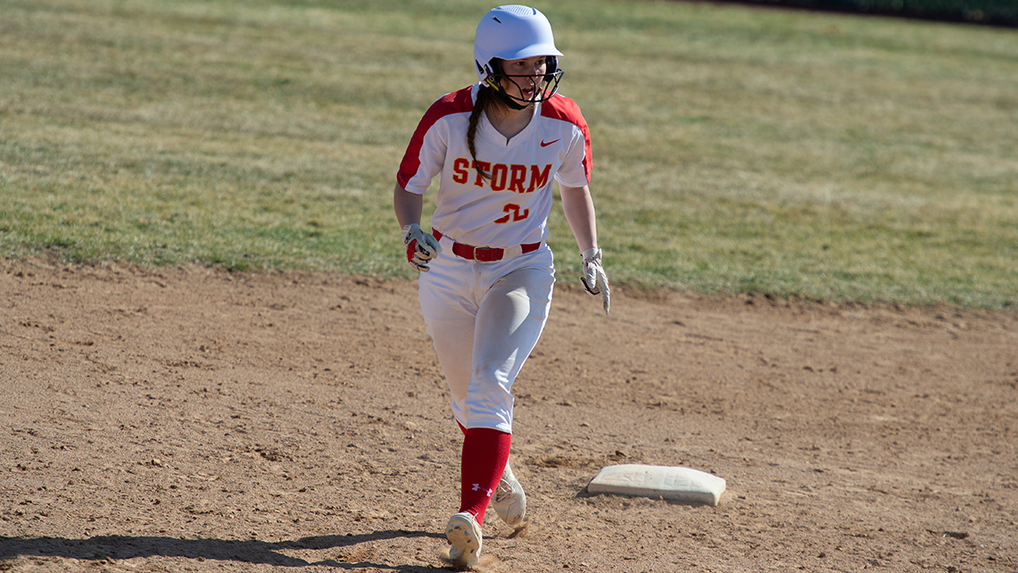 Sophomore Maddie Luderman