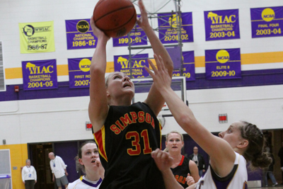 Stevens Point tops Simpson in NCAA second round