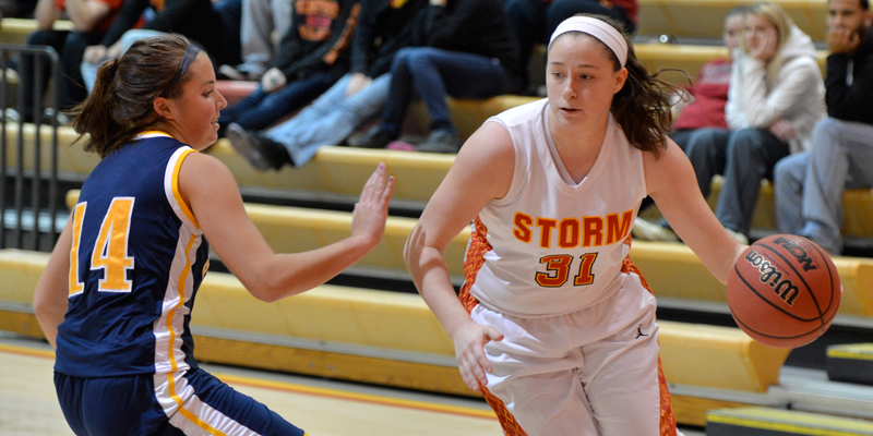 Mauro hits six 3s but women's basketball falls to Mt. Mercy