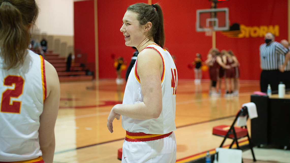 Senior Jenna Taylor