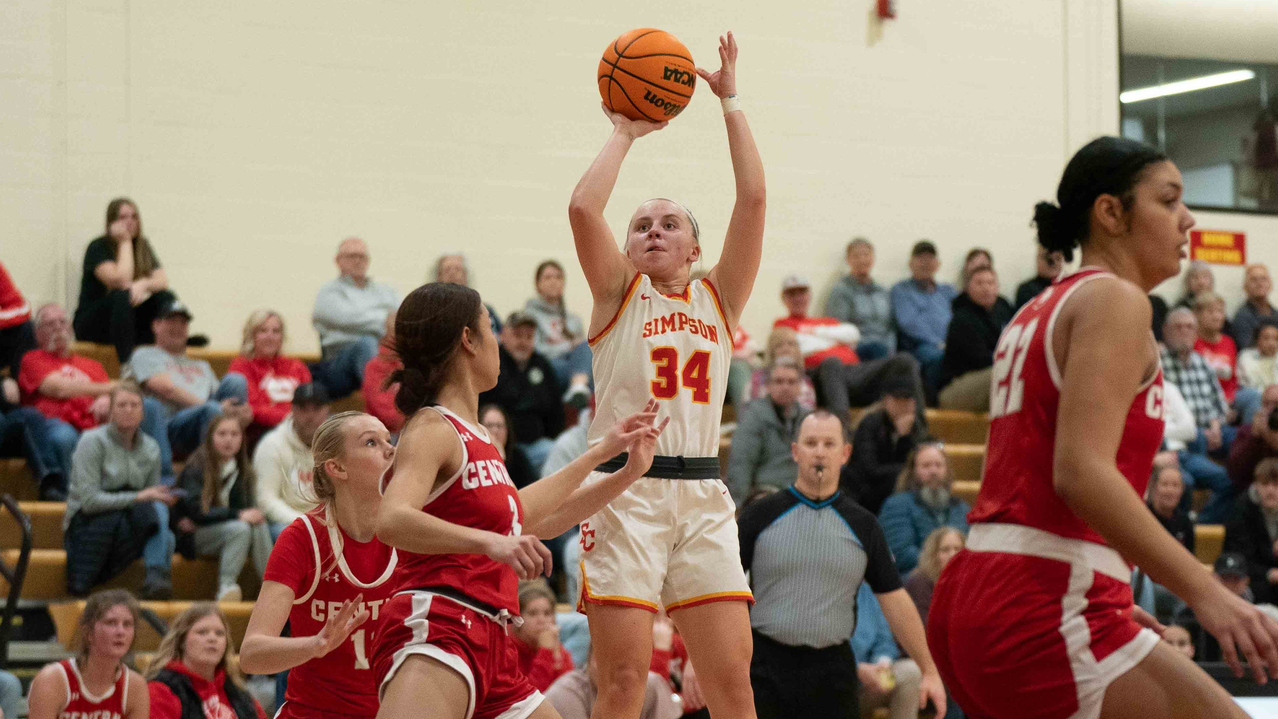 Senior Molly Lutmer (photo by Frank Novak)