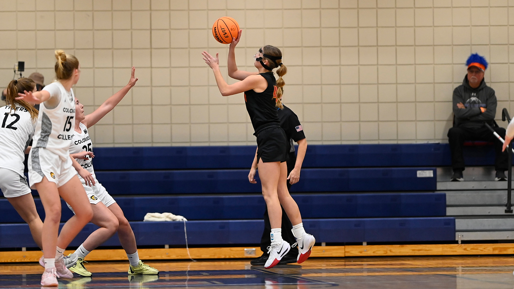 Freshman Taylor Hansen (photo by D3photography.com)