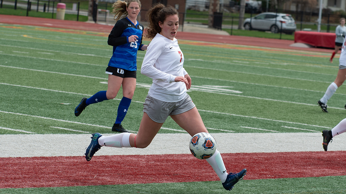 Freshman Julia Wagoner