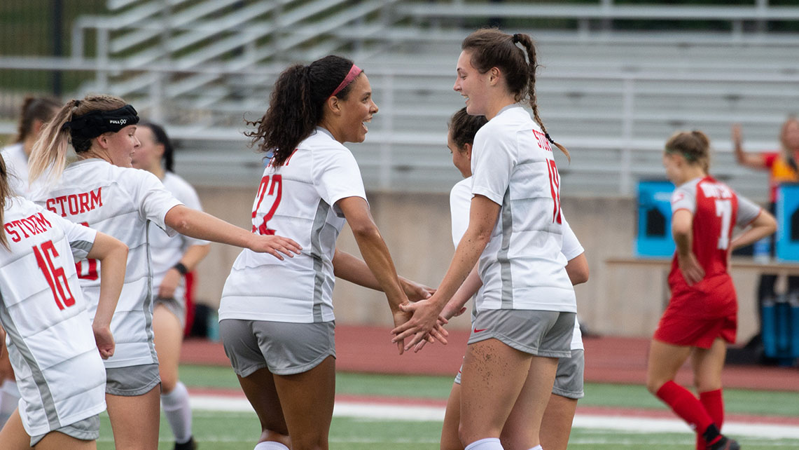 Junior Cassie Nash (L) and Senior Megan Roberts (R)