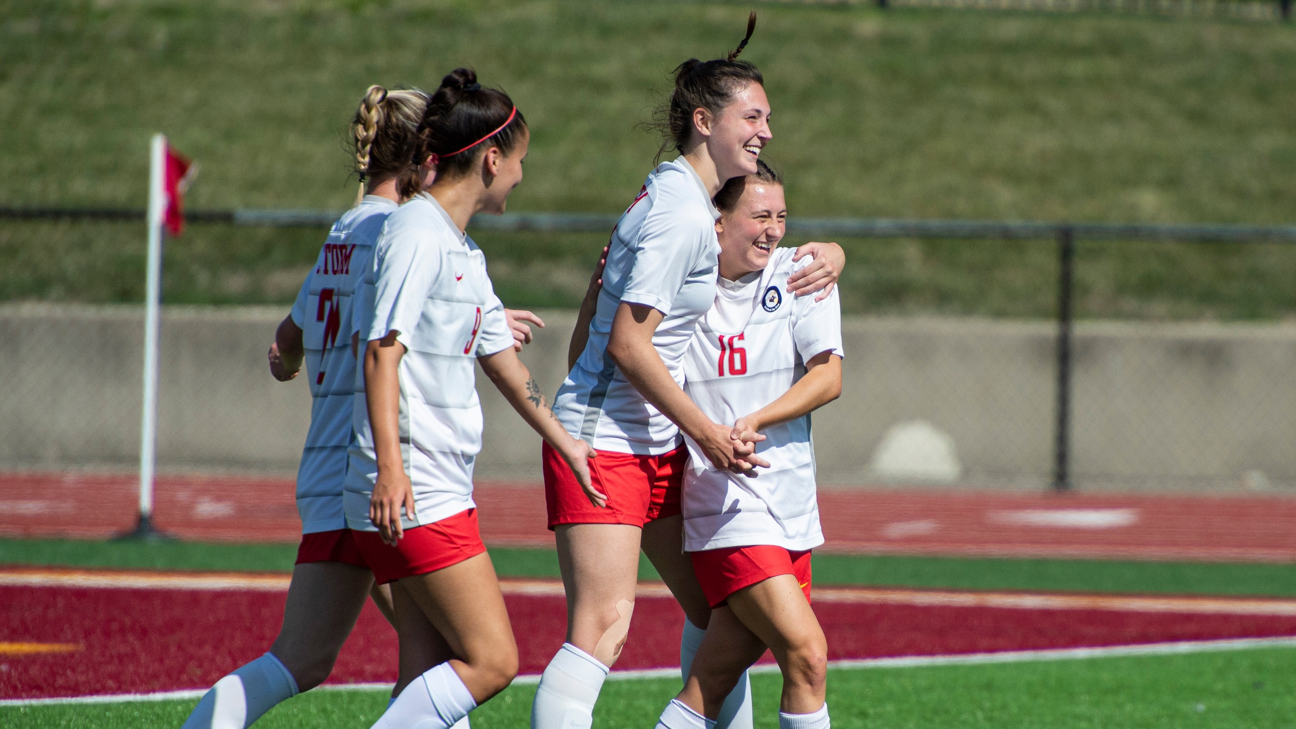 Women&rsquo;s soccer tabbed SC ESPY Team of the Year