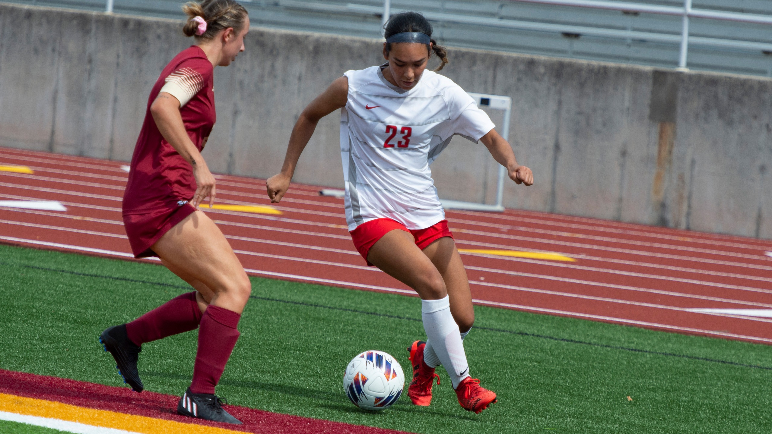 Valadez, Baas lift Storm to season-opening win over Titans