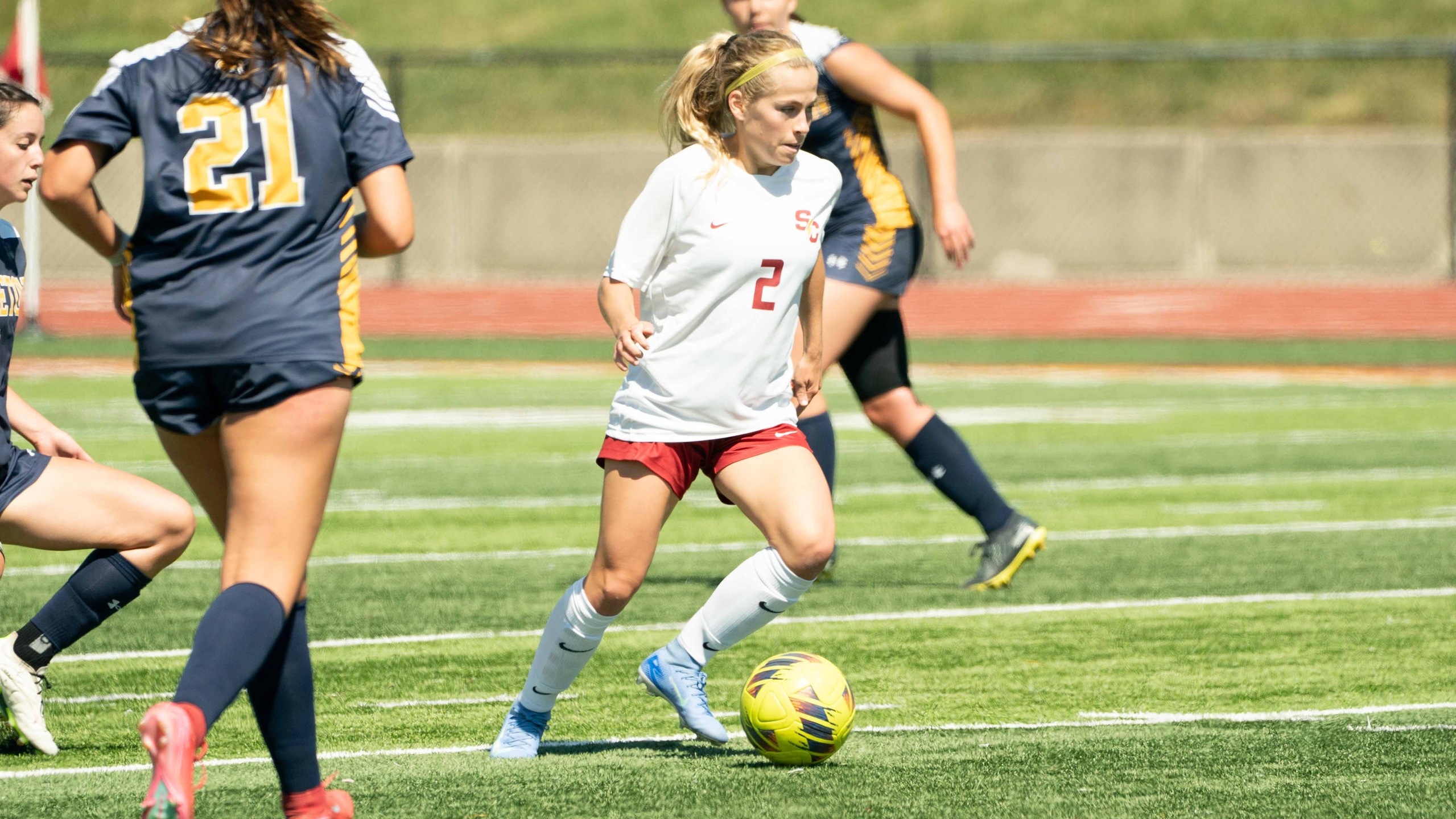 Freshman Taylor Smith (photo by Frank Novak)
