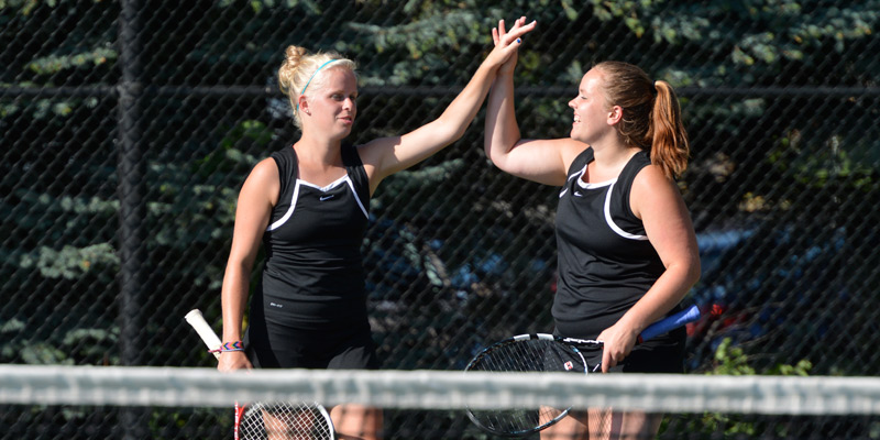 Simpson cruises to 7-2 win over Saint Mary