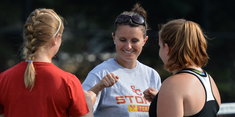 Women's tennis takes part in Gustavus Fall Invite