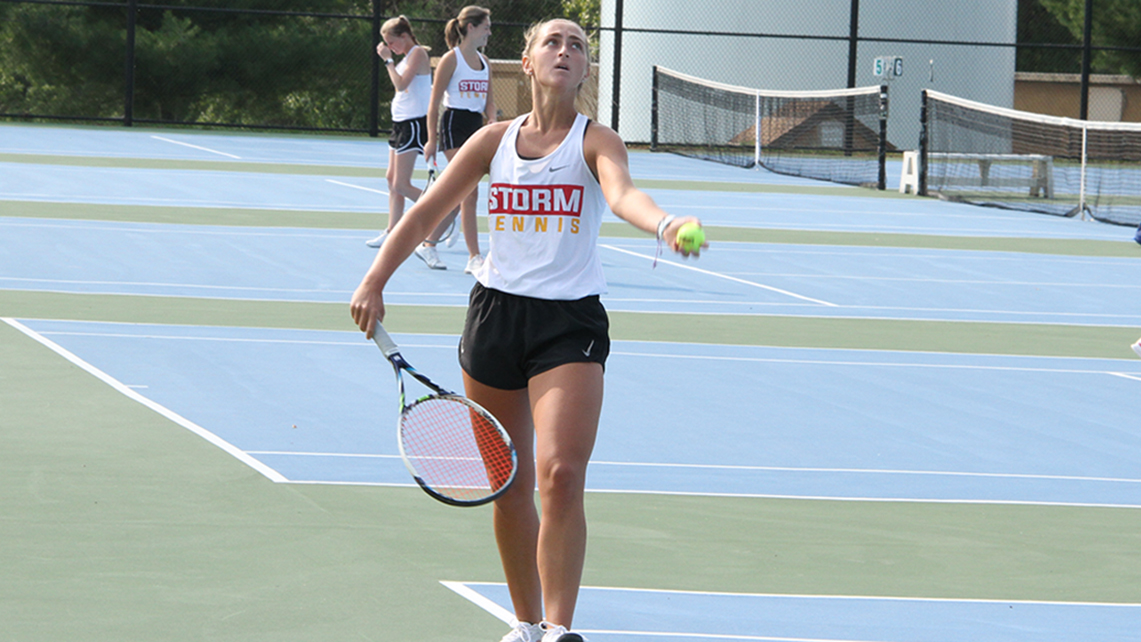 Junior Anna Wanek