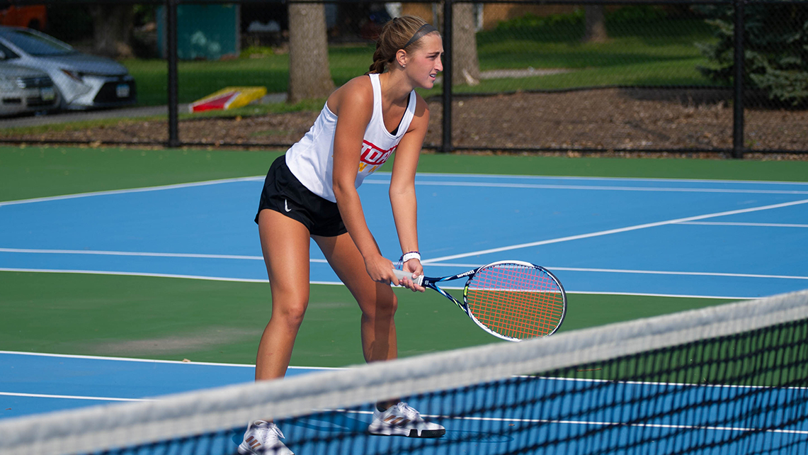 Junior Anna Wanek