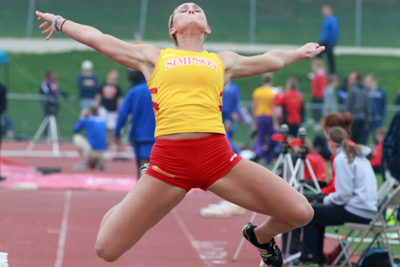 Simpson crowns eight at Loras Midweek