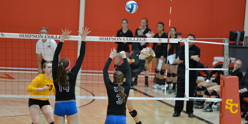 Dubuque tops volleyball in five
