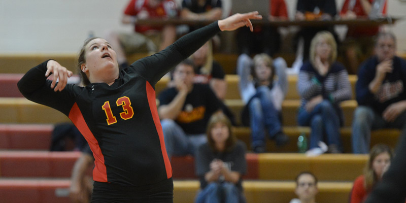 Dubuque offense stymies volleyball in 3-1 loss