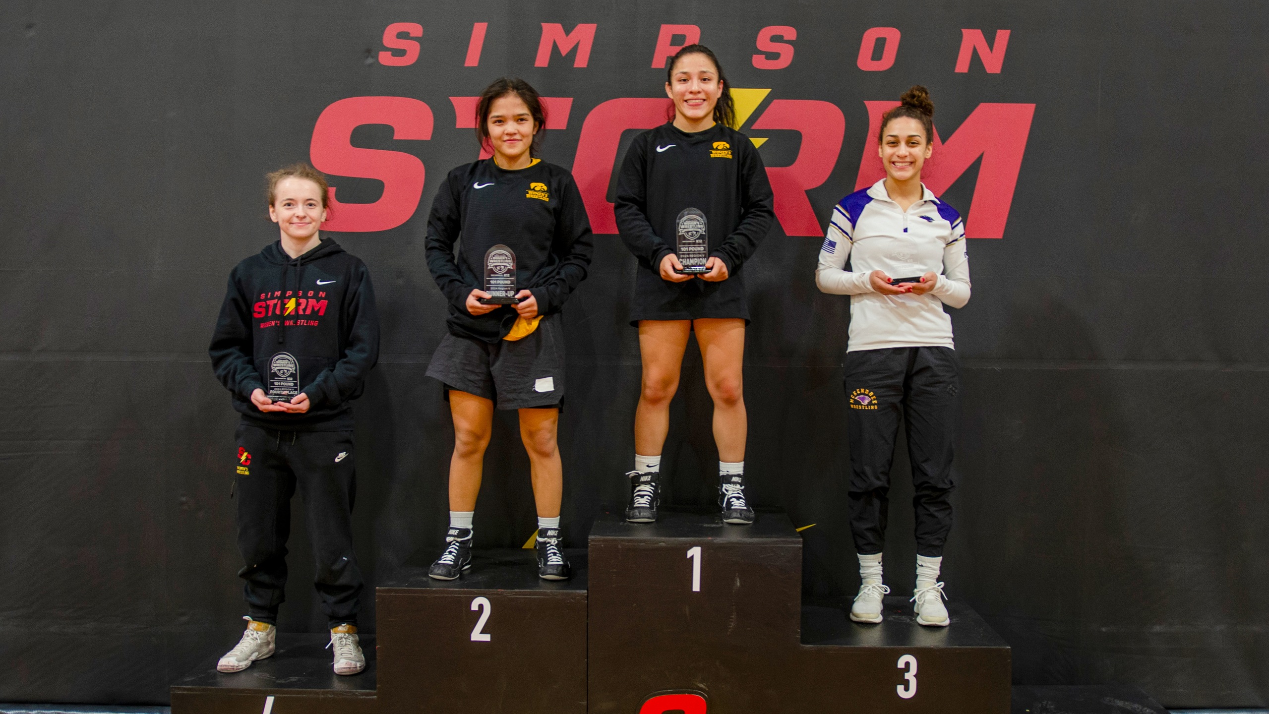 Freshman Emme Hicks (far left); Photo by Morgan Rosenbeck